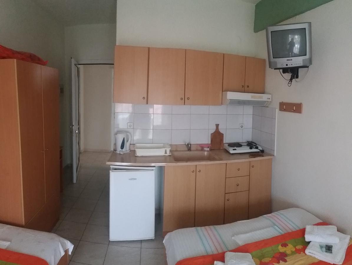 Vangelis Nea Vrasna Bagian luar foto